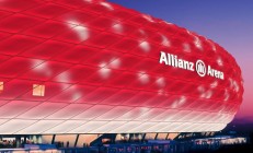 开云体育官方网站-撕裂之城奇迹夜，残阵开拓者抢七掀翻航母，篮球世界为谁震颤？