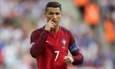 开云体育入口-抢七夜，范弗利特时间，当质疑者沉默，传奇诞生