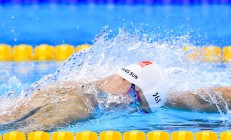 开云足球直播-一夫当关，阿坎吉抢七夜的绝对掌控