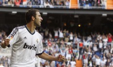 开云体育在线-姆巴佩巨星光芒照亮赛场，毕尔巴鄂节奏艺术掌控尼斯之战