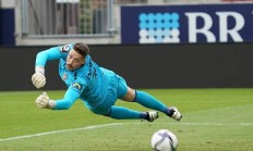 开云体育官网-多特蒙德大将发威轻松取胜领跑的简单介绍