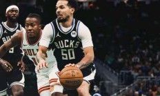 开云体育视频直播-雄鹿击败公牛，字母哥三分回馈球迷的简单介绍