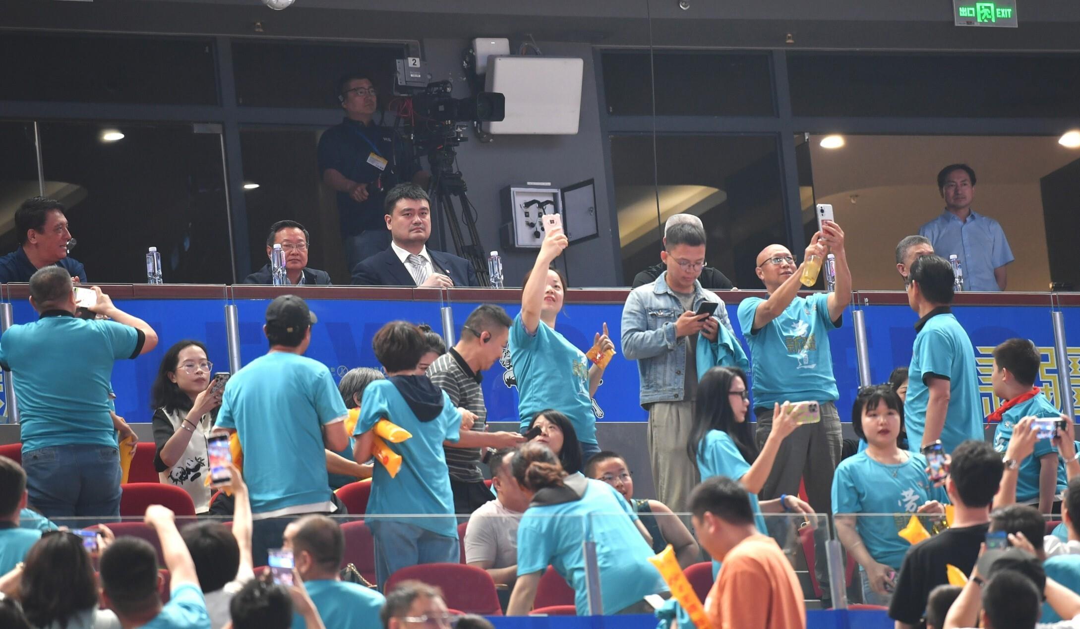 主场作战连败，球迷呼吁加强支持