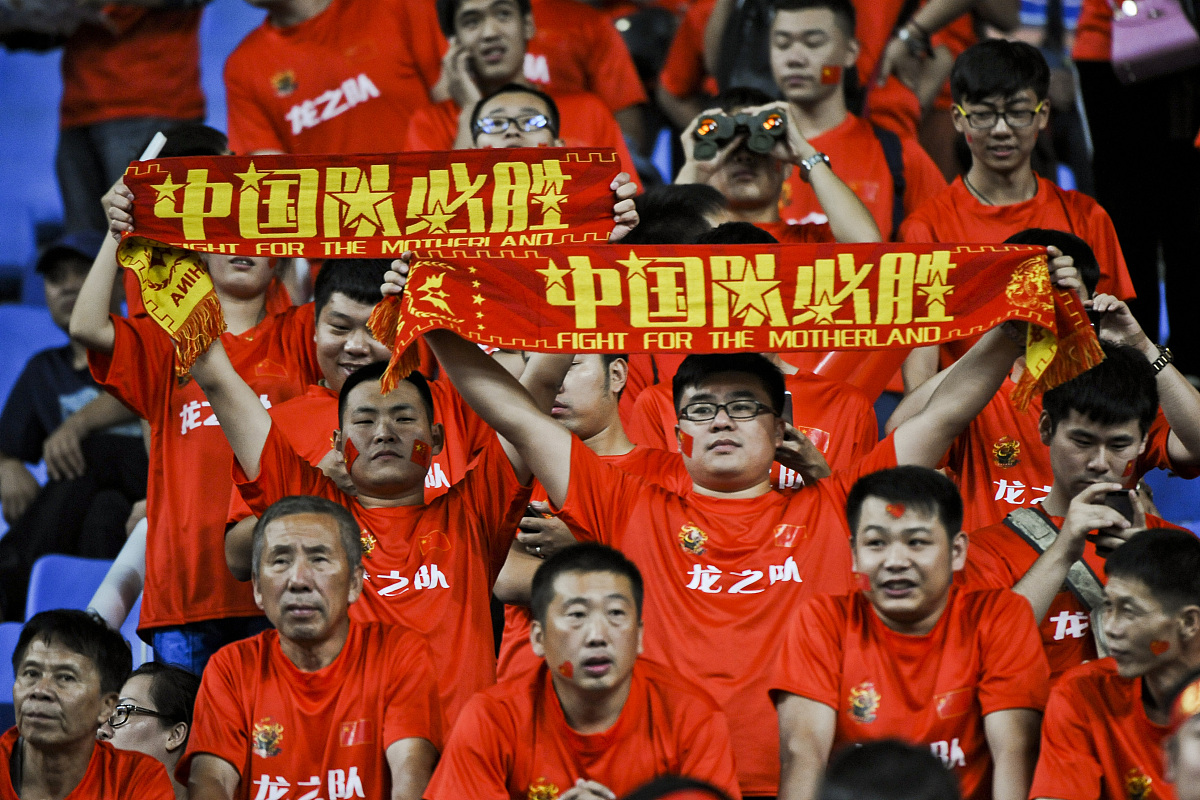 中超战场上尽显风采，球队斗志昂扬