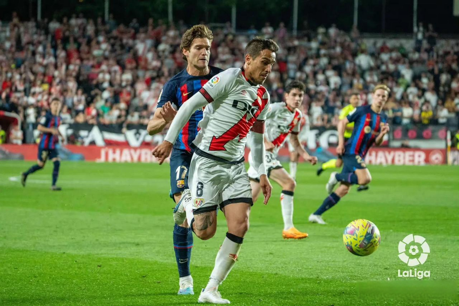 包含瓦伦西亚胜出，升至积分榜前列的词条