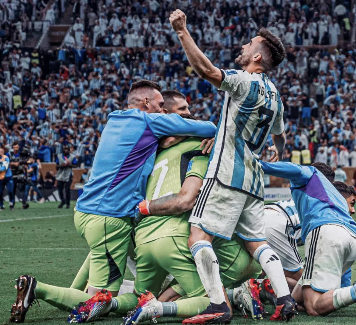 拉科鲁尼亚联赛不败，实力逐渐崭露头角的简单介绍