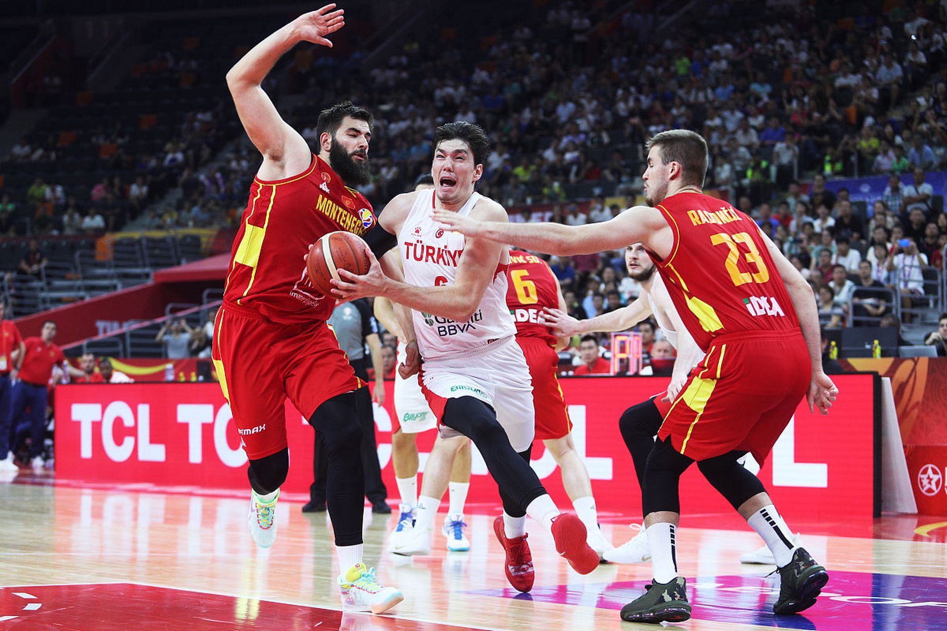 包含突尼斯队惊险进入决赛！篮球世界杯风云再起的词条