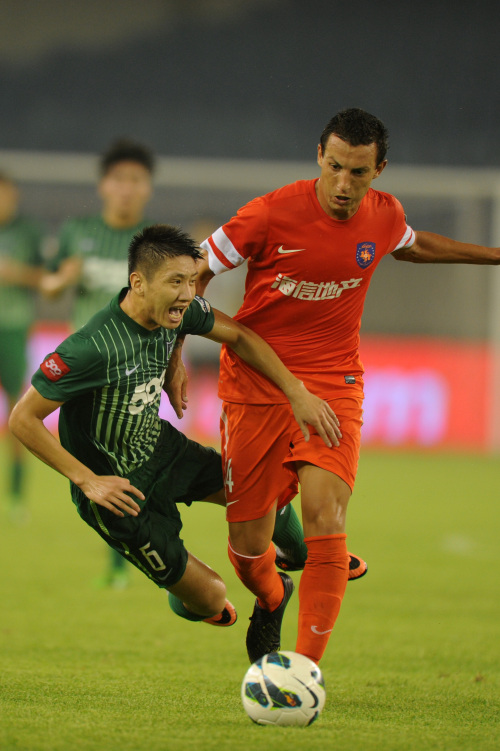 绿城客场失利，保级形势严峻，急需转变