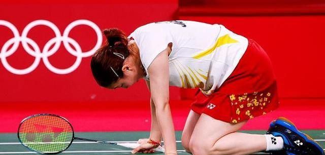 关于中国队横扫日本队，黄鸭组合关键制胜的信息