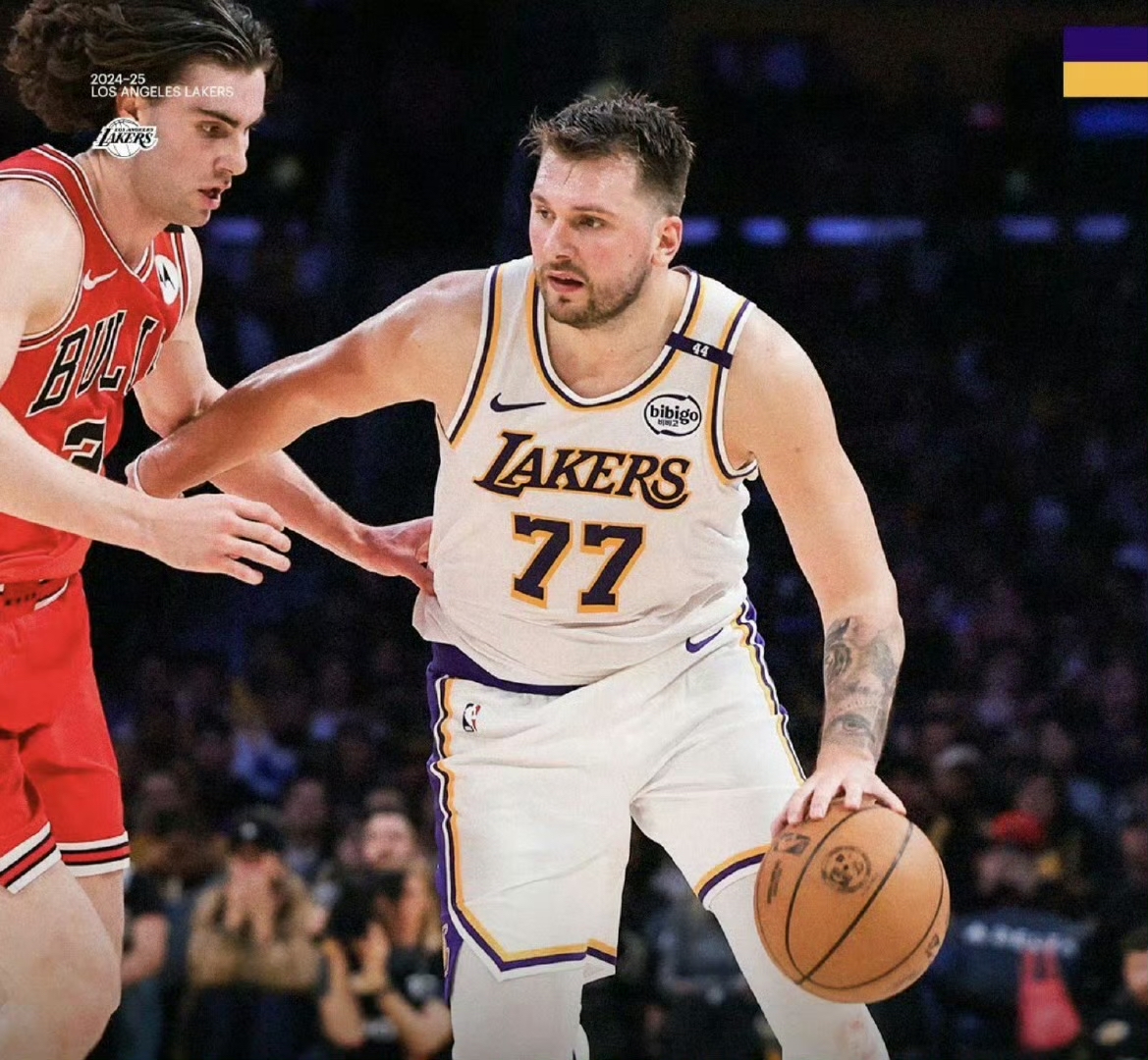 湖人B队轻取巴西男篮，拉文惊艳世界的简单介绍