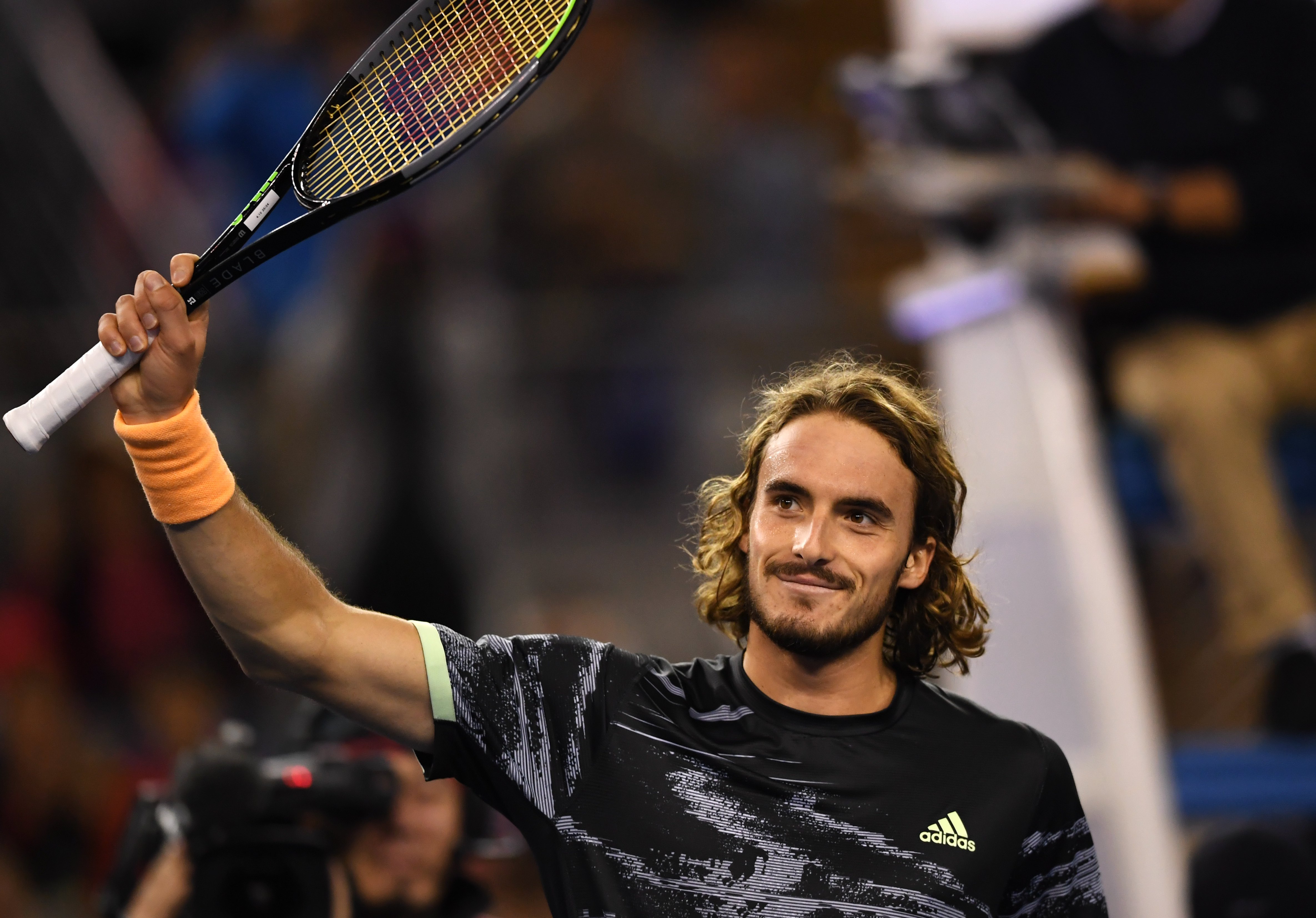 关于西班牙网球队爆冷欧洲网球队，西西帕斯惊艳世界的信息