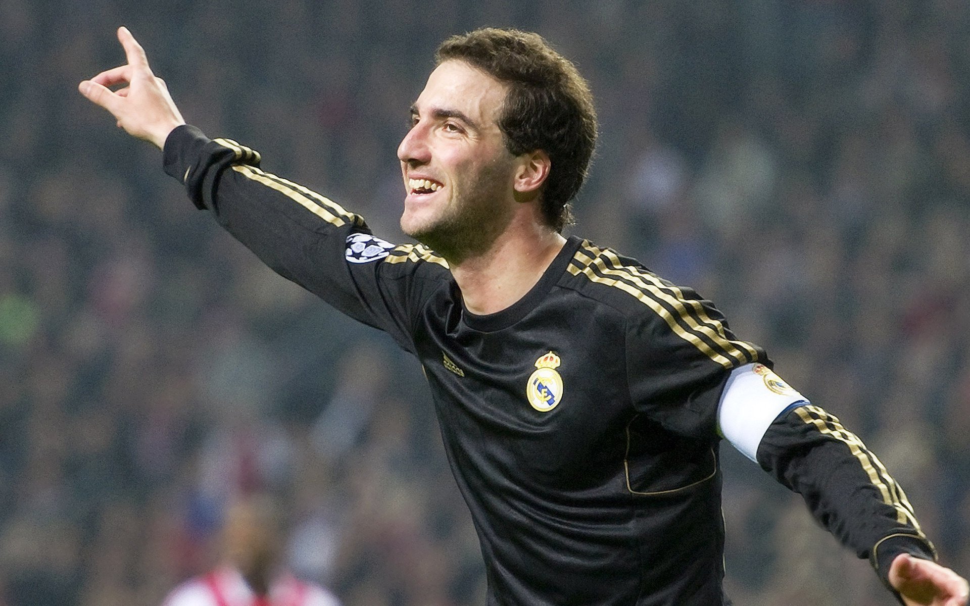 跨越赛场的统治力，从文班亚马欧冠接管比赛到掘金加时取胜的竞技哲学